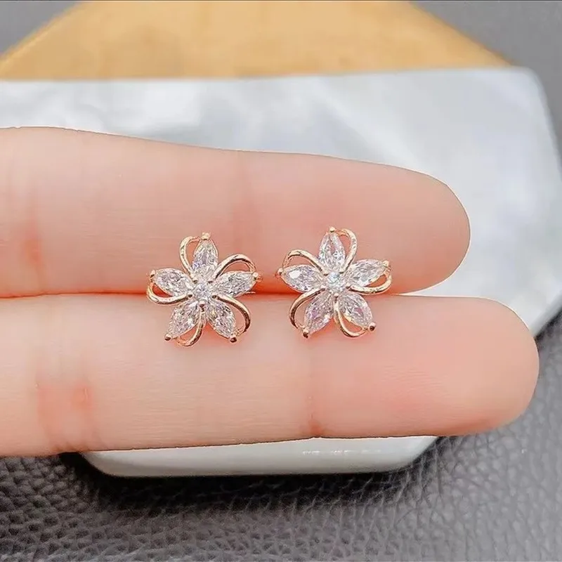 925 Silver Needle Korean Fashion Crystal Flower Earrings For Women Jewelry 2026 Trending New Luxury Zircon Flowers Stud Earrings