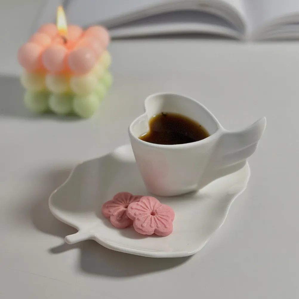 

1Set Coffee Mug Set Ceramic Cup and Saucer Simple Design Anti Scald Handle Mug for Desktop Decorative Use Gift for Family