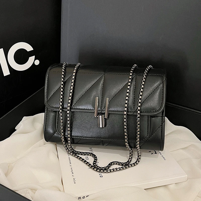 

Роскошная модная сумка через плечо из искусственной кожи однотонного цвета, женская стеганая сумка на цепочке для повседневного использования и поездок на работу