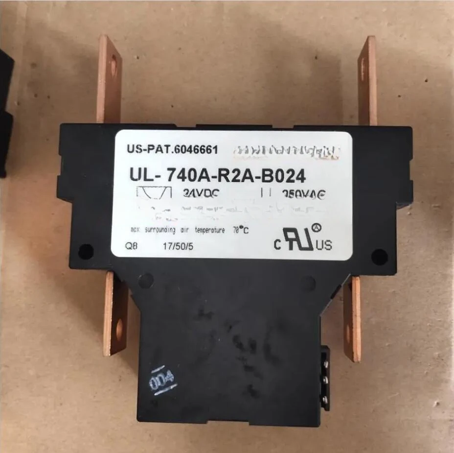 

UL-740A-R2A-B024 24VDC 200A Used in good condition relay