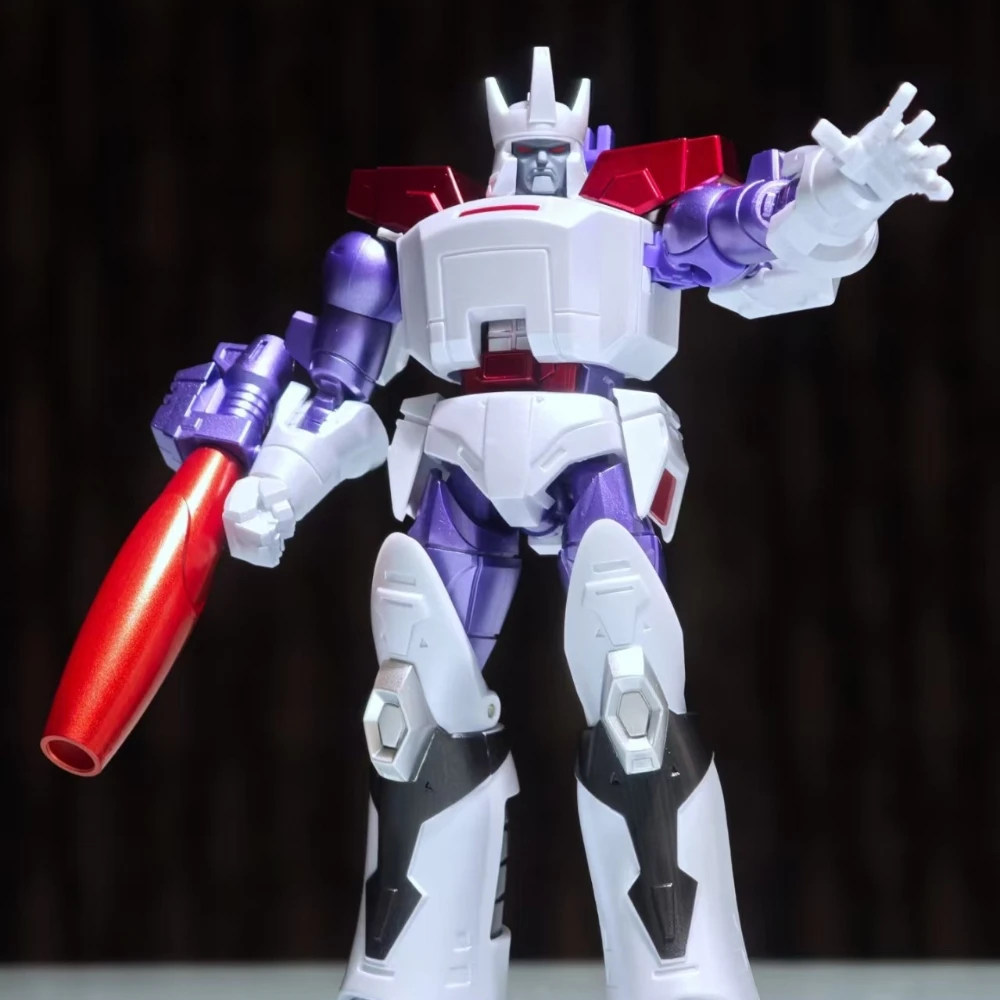 Caja ciega G1 Classic Transformers, figura de acción altamente móvil Galvatron, versión clara, Megatron, juguete coleccionable, regalo de Navidad