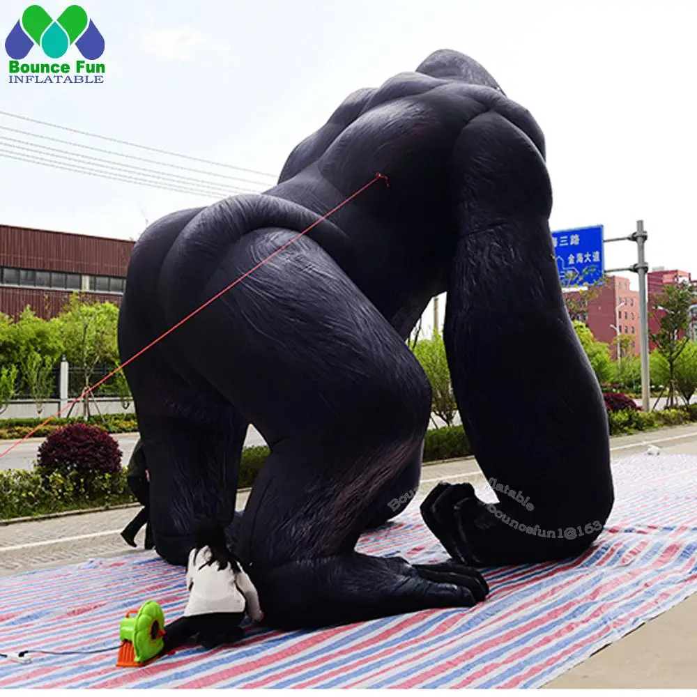 Giant Black Inflatable Gorilla Customized 6m High Huge Inflatables animal For Outdoor Event Festival