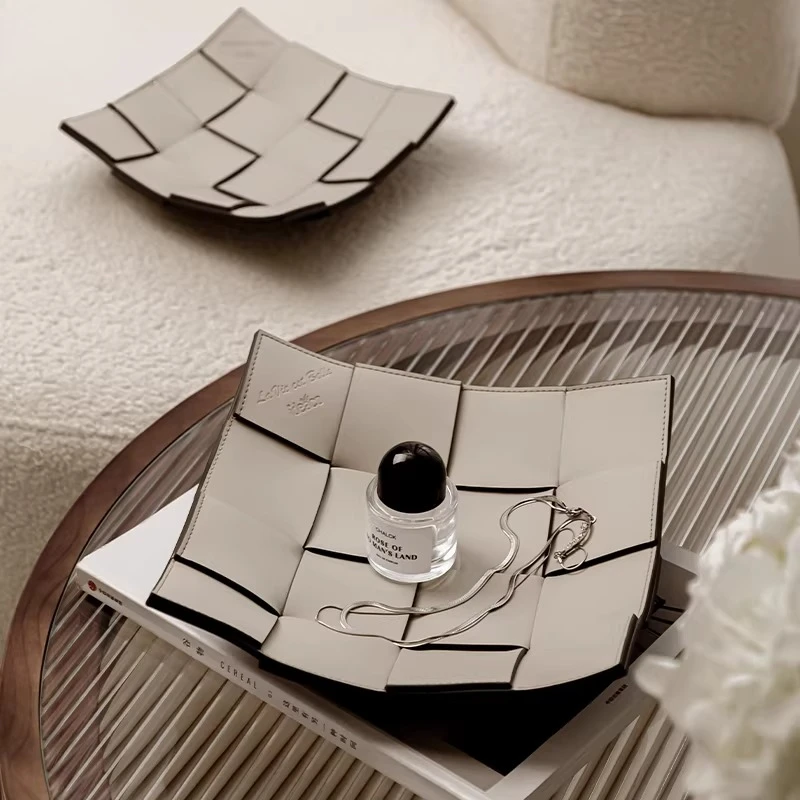 Ideaco light luxury leather jewelry storage tray lipstick sundries desktop high-end storage tray key remote control tray