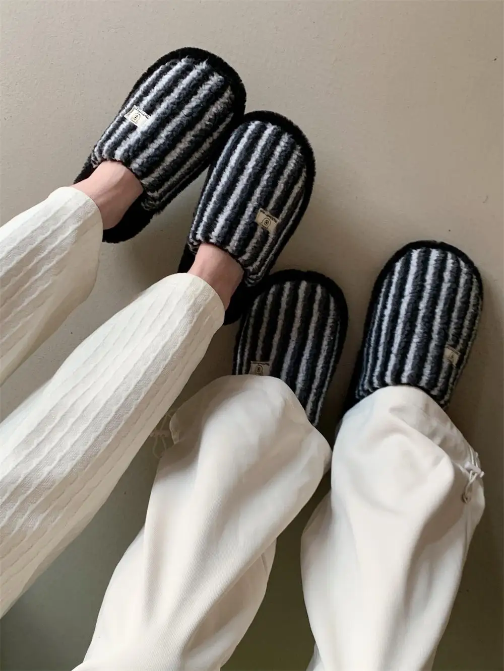 Thin Strip Closed Toe Non Slip Couple Winter Leisure Pajamas Fluffy Shoes Japanese Sle Mixed Color Stripe Cotton Slippers M...