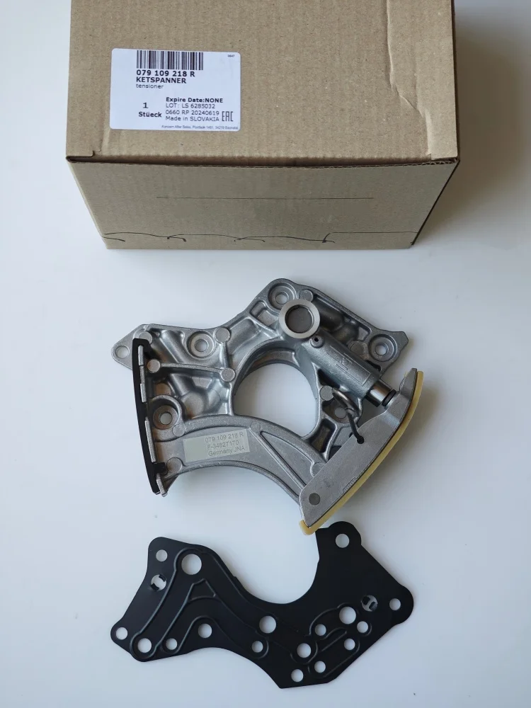 

Оригинальная запчасть: Натяжитель цепи ГРМ правый верхний 079109218R для VW TOUAREG 2006-2009, AUDI A6 A8 Q7 079109218Q