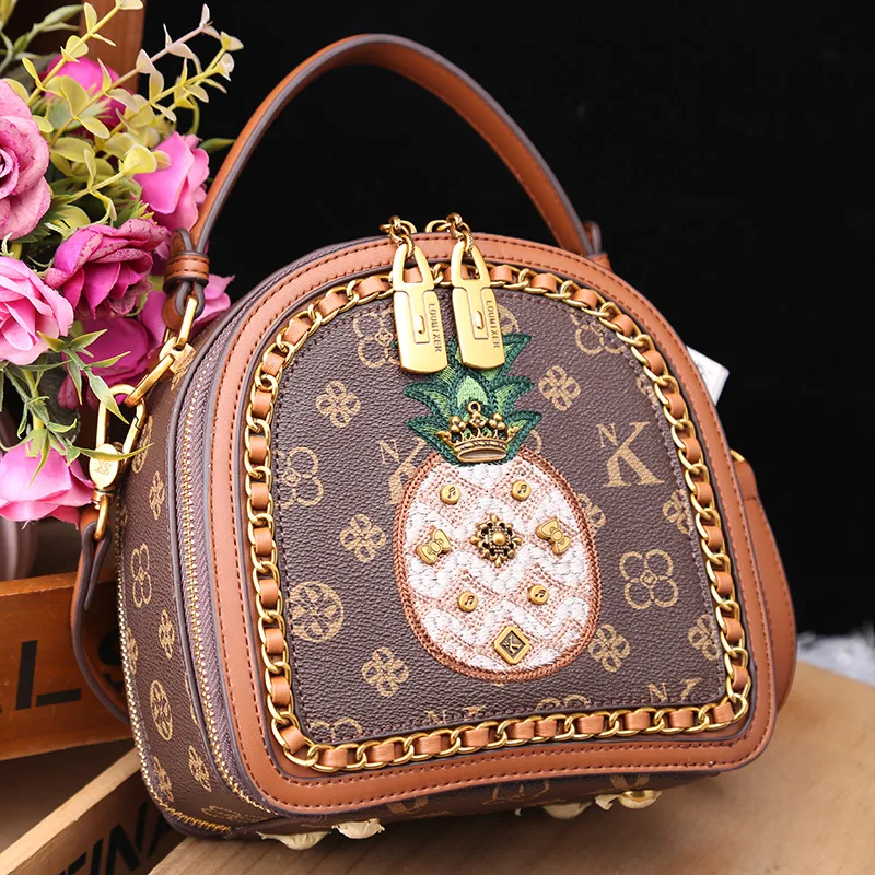 Fashion Brand Pineapple Handmade Embroidered Women's Small Square Bag High-quality Diagonal Cross Versatile Printed Shoulder Bag