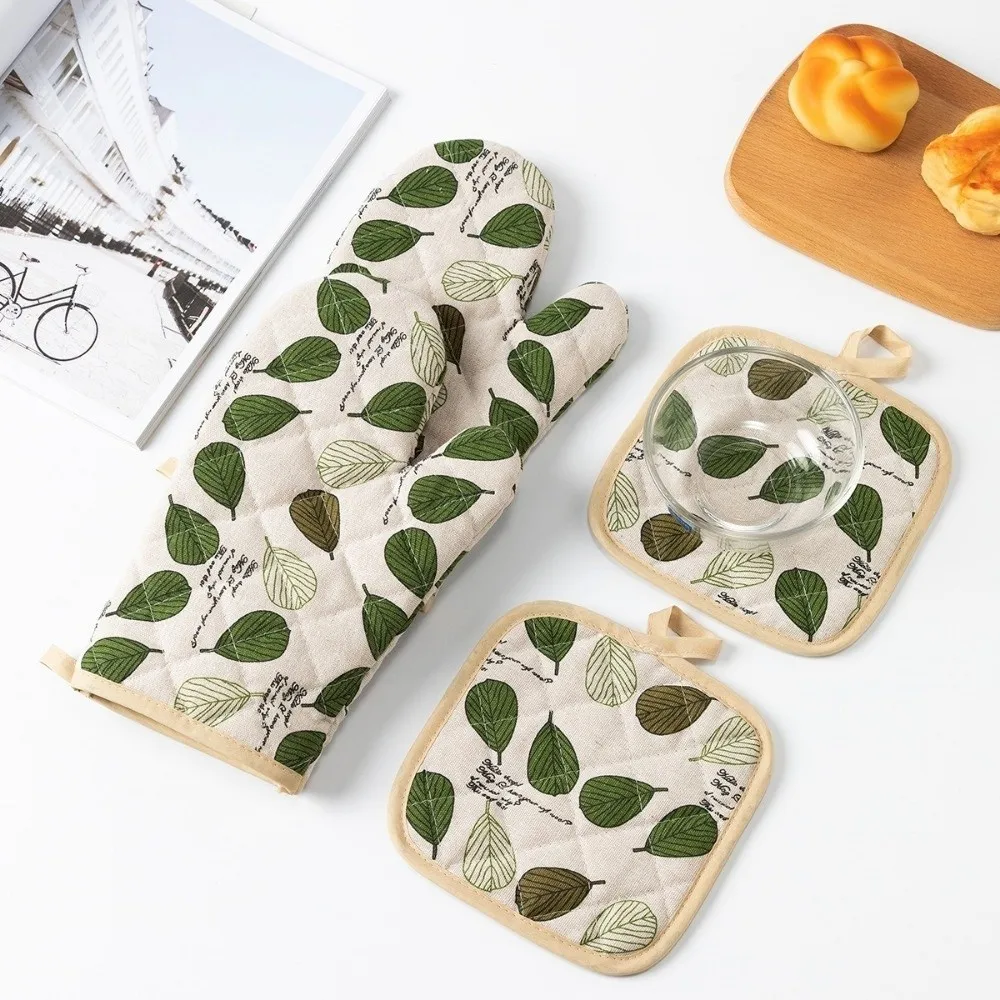 4Pcs Thickened Oven Gloves Set Anti-scalding Non-slip Heat Resistant Gloves Floral Pattern High Temperature
