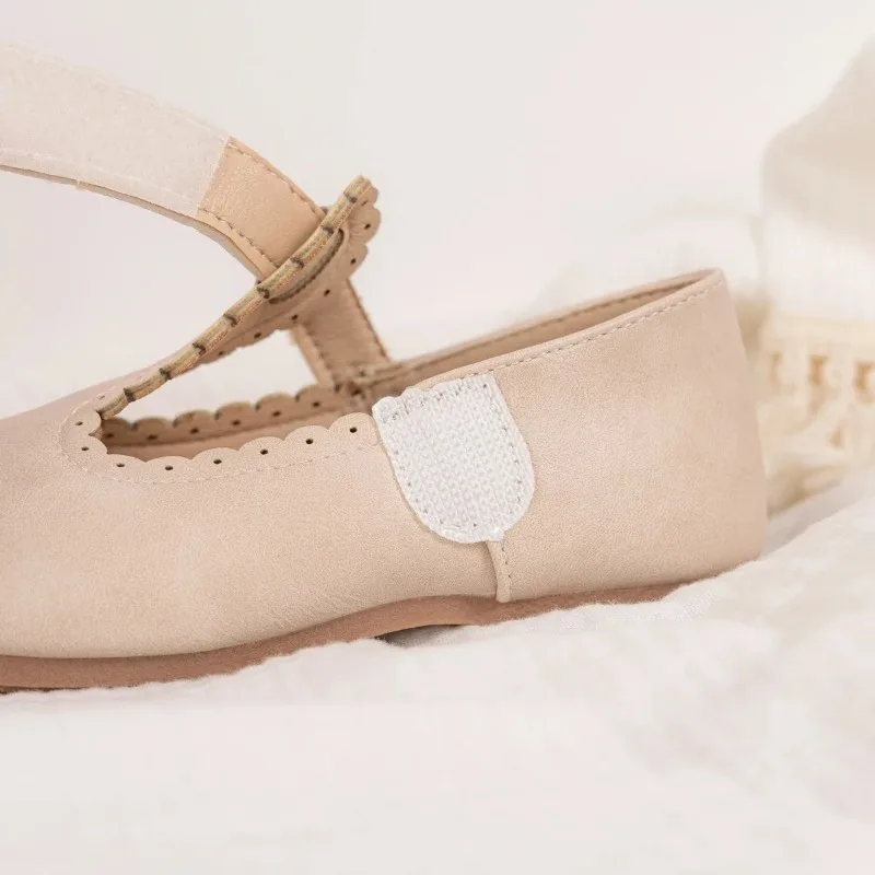 Picture 5: New Girl  Dress Shoes Ballet Flats for Kids Girl Party School Shoes Flower side Princess Shoes  for girls Mary Jane