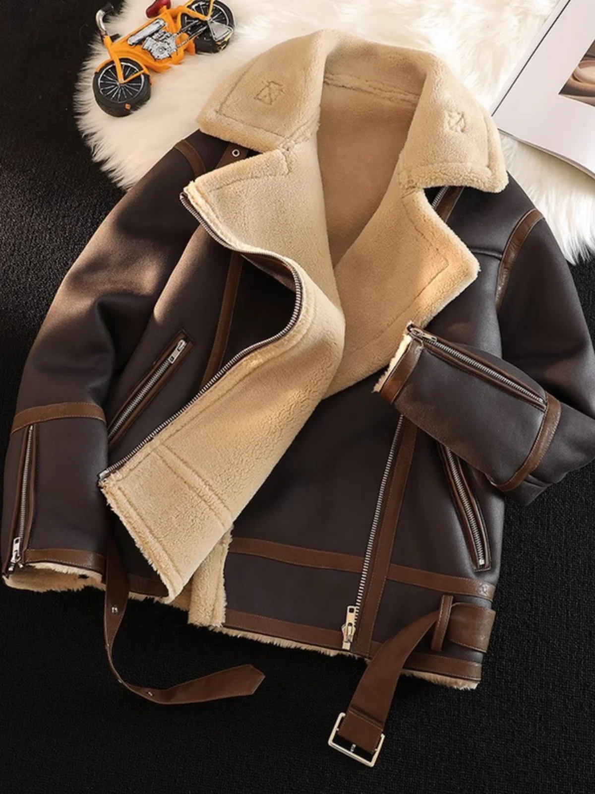 

Men's Thiened Cotton Jaet Lamb Fur Lined Winter Coat Youth Faion Warm Zipper Closure Casual Outerwear Cleanfit Sle