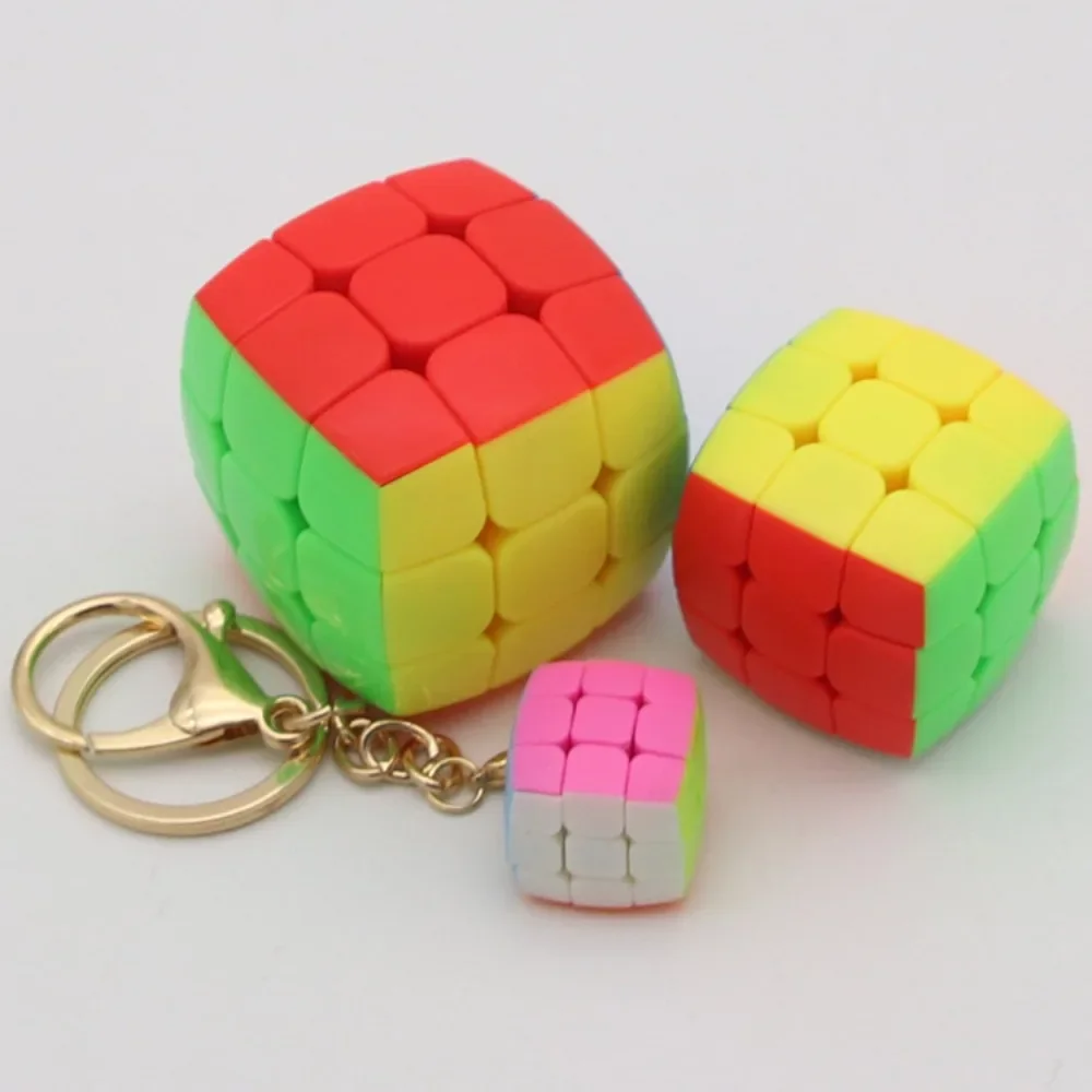 Mini Smooth Solid Color Cube Keychain 3x3x3 Magic Cubes Puzzle for Beginner Learning Educational Games Toys for Adults/ Children