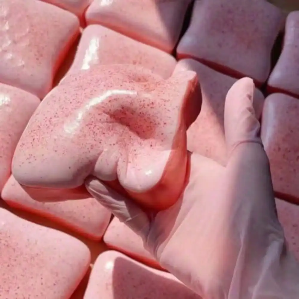 Realistic Bakery Strawberry Toast Squishy Super Soft Sticky Slow Rising Large Size Hand Squeeze Fidget Toy Office Desktop Anti-Anxiety Decor Adult Stress Relief Novelty Ornament