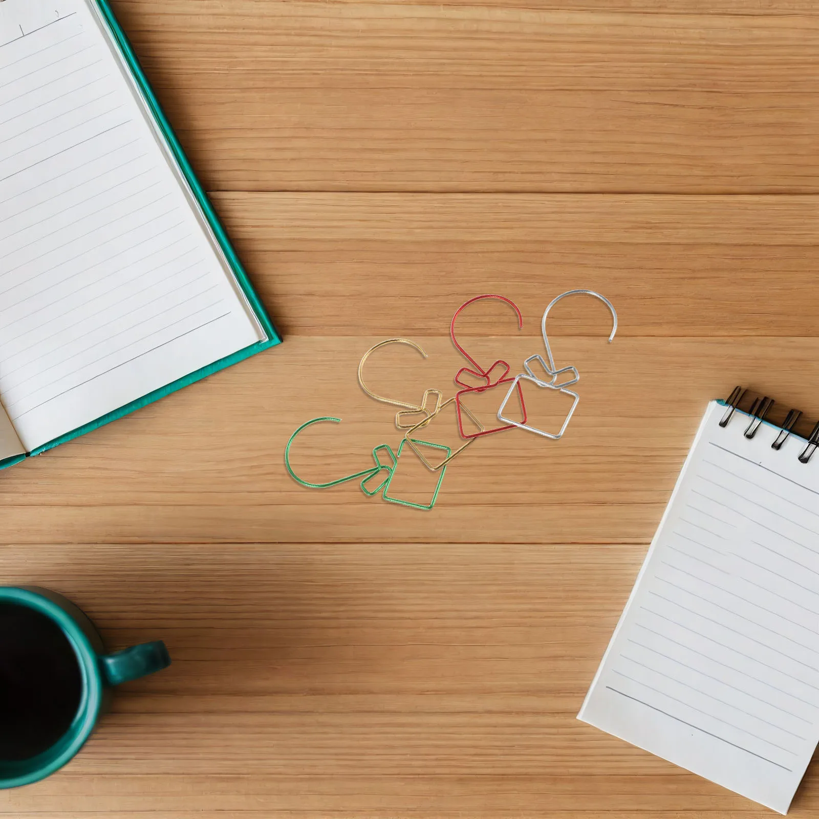 

160Pcs Stylish Metal Hooks for Home Decor Festive Occasions Easy to Use S Hooks for Hanging Ornaments and Decorations