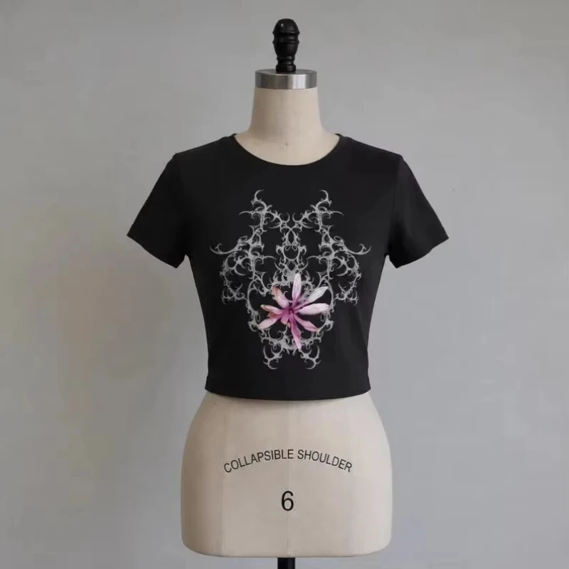 Trendy Soft Gothic Women Cropped T-shirts Tribal Thorn Vine Floral Print Round Neck Slim Fitted Y2K Grunge High Street Baby Tees