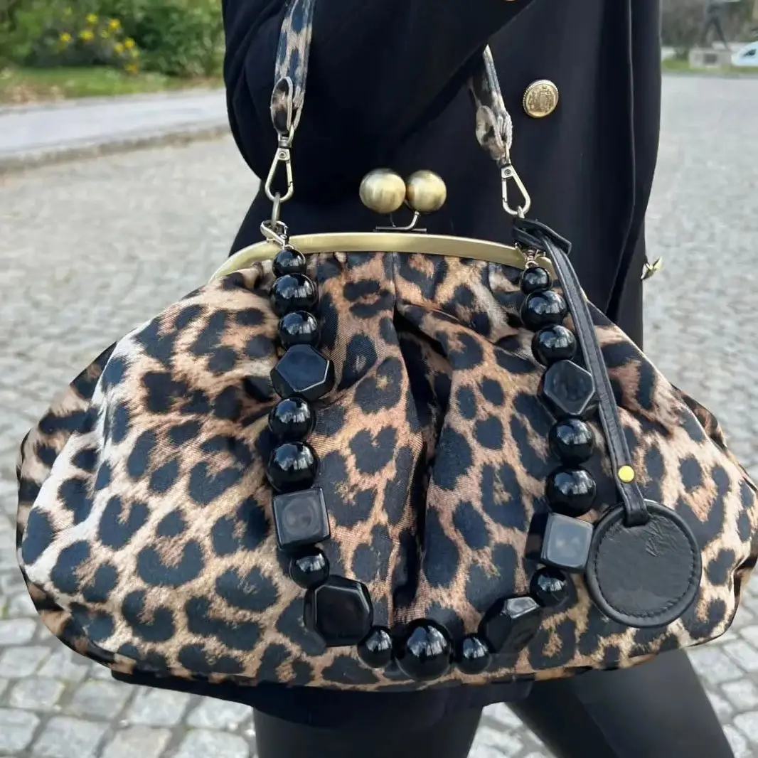 LOST IN VINTAGE Leopard Print Animals Fabric Soft Smooth Owl Bag Balls Bronze Kiss-lock Large Purse Clutch Large  35x23x10cm