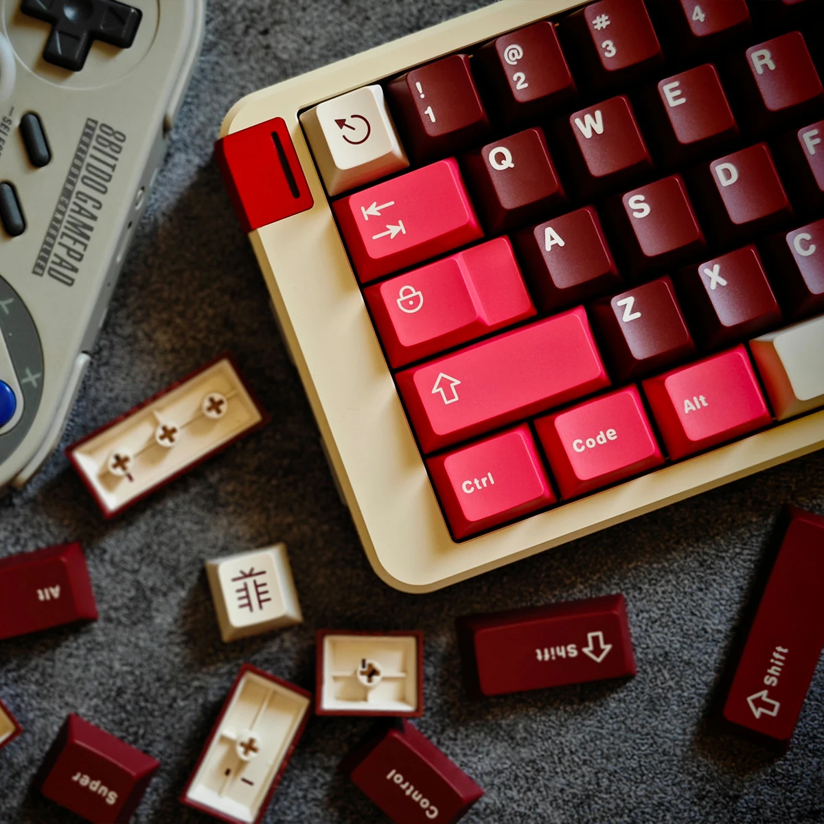 

Golden velvet cake, magnetic axis, mechanical keyboard, keycap ABS two-color original factory, highly suitable for Wooting Meiji