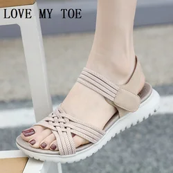 Sandali da donna estate 2024 Casual antiscivolo PU Light Comfort elastico morbido MD 4cm Platform zeppe tacchi alti scarpe da spiaggia donna