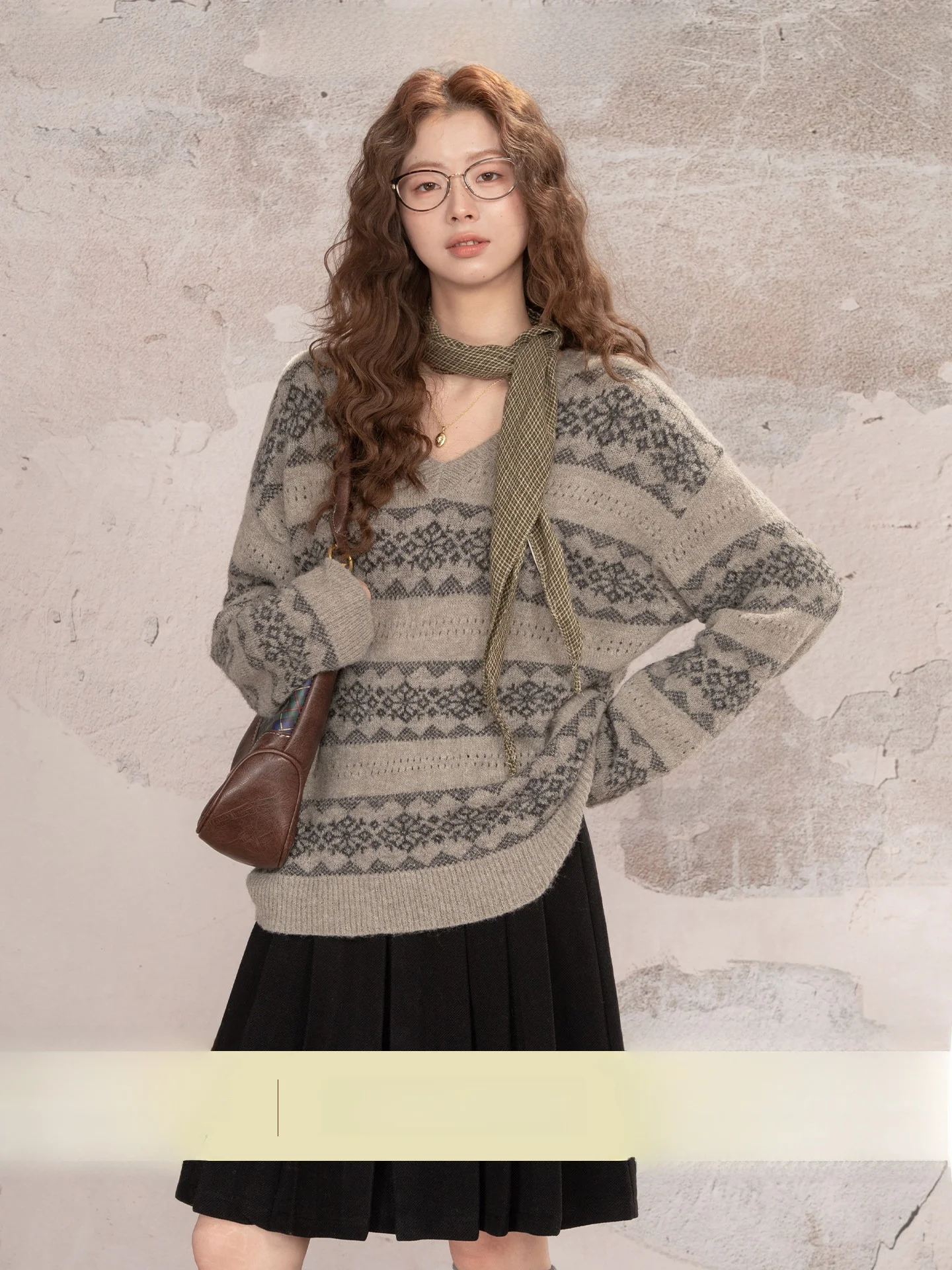 

Женский свободный зимний модный свитер Loveheynew с V-образным вырезом и узором Fair Isle, вязаный пуловер с длинными рукавами и круглым вырезом горловины