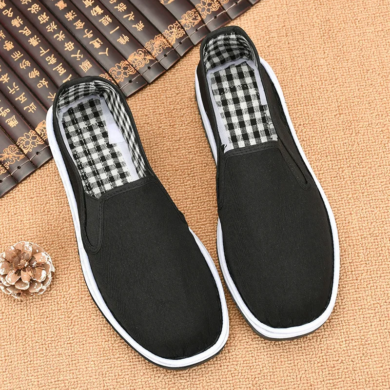 Men\'s Traditional Black Cloth Shoes Are Breathable, Wear-resistant, Casual, Comfortable, and Easy to Drive