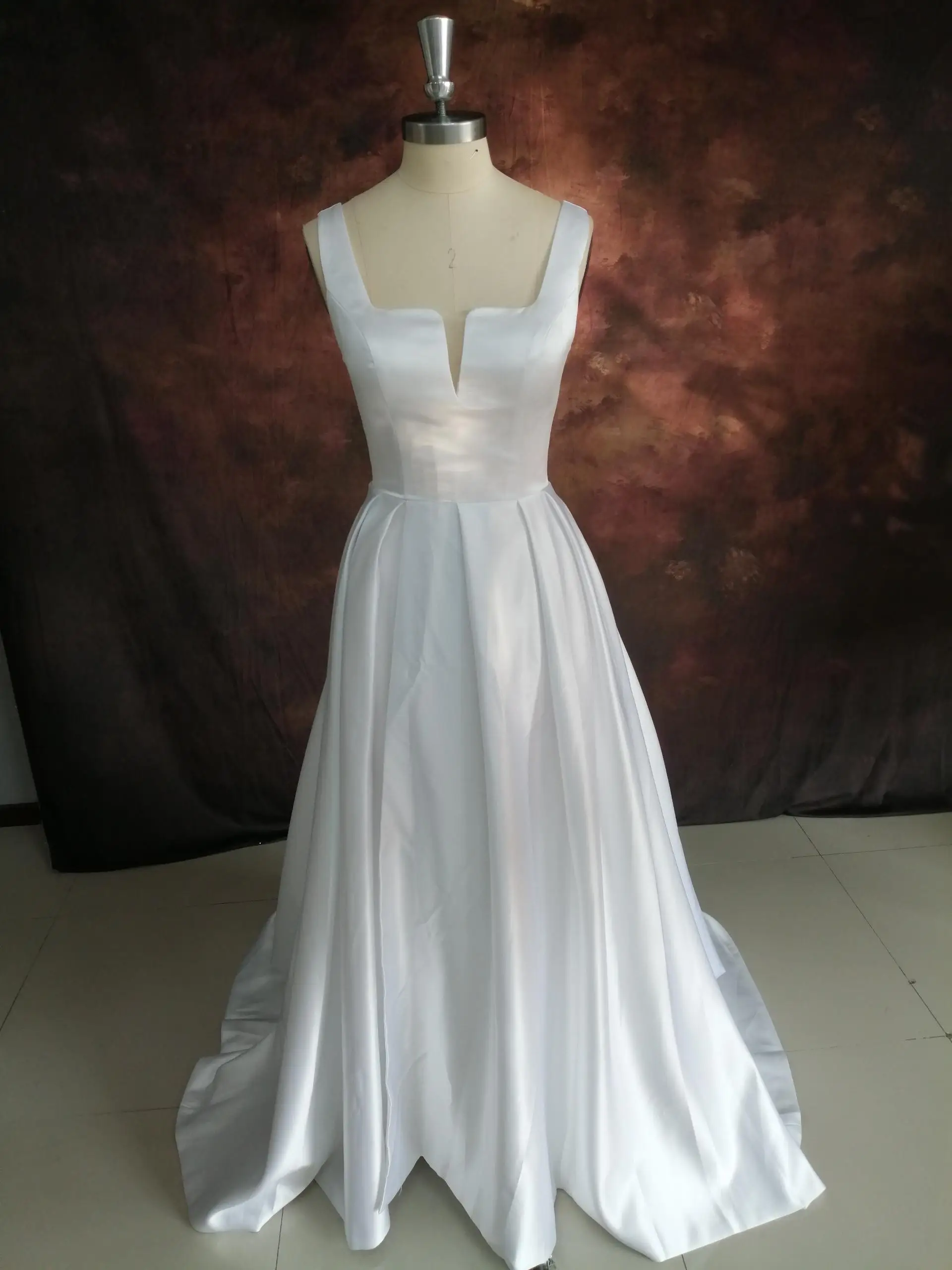 LORIE Vintage Satin Wedding Dresses Square Collar A-Line Mono Bridal Gowns Side Slit Sleeveless Princess Bride Dress customized