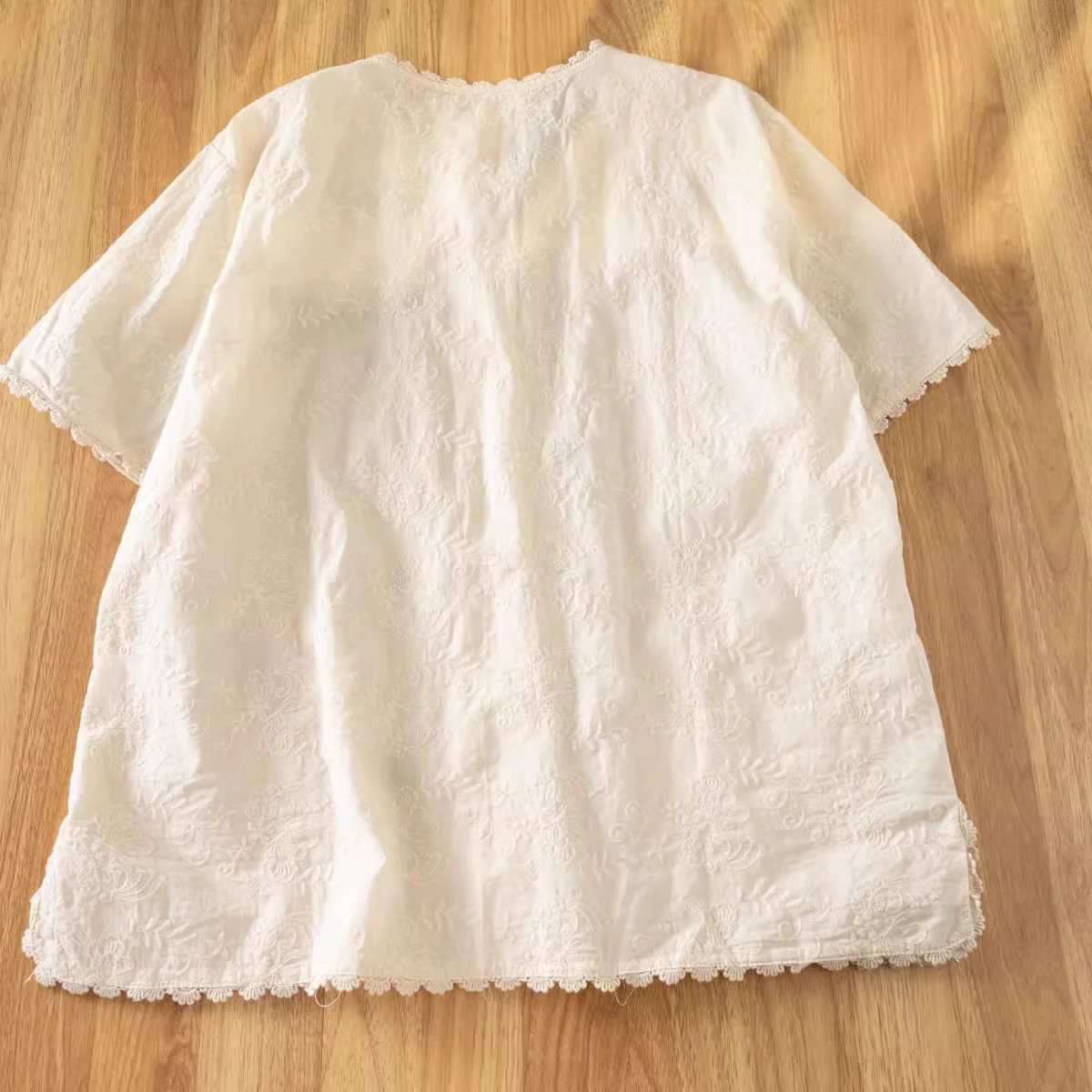 Vintage Floral Embroidery Denim Shirt Blouses for Women Spain Style Bohemian Denim Short Sleeve Tops Boho Clothing