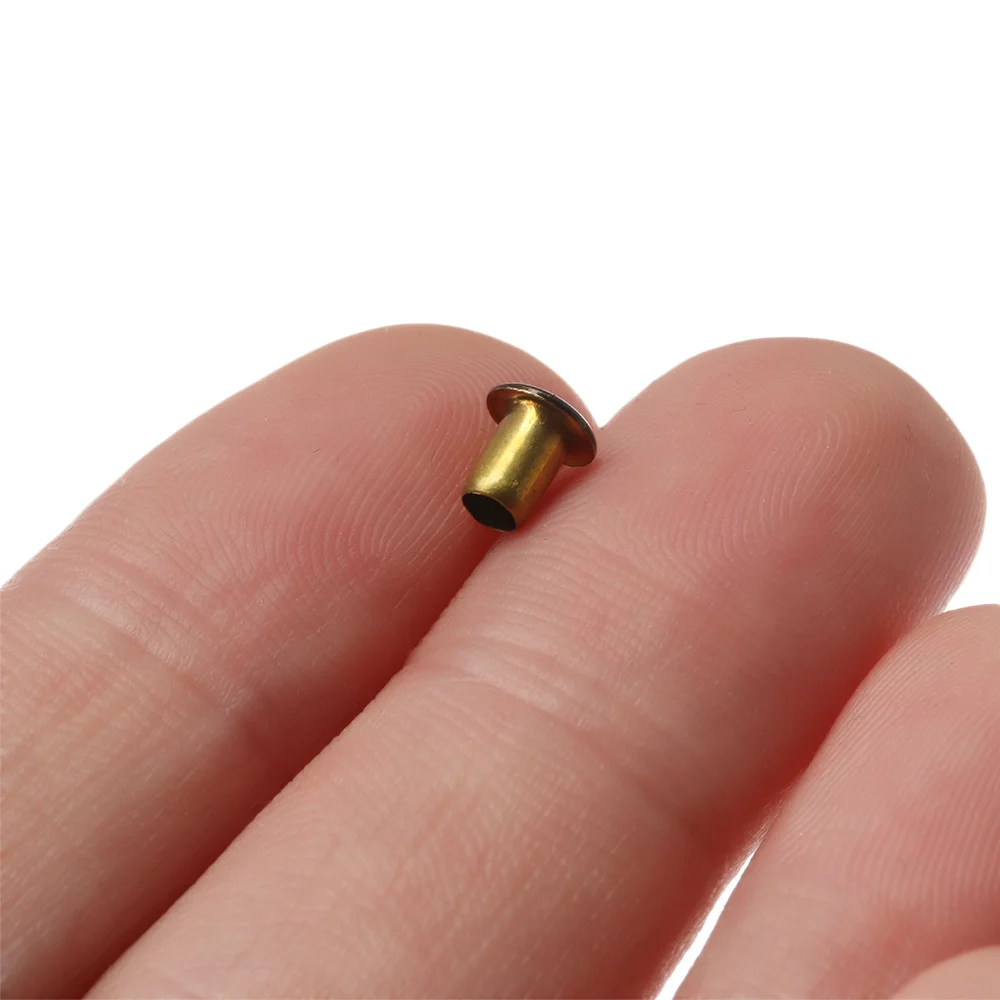 20 قطعة 1 مللي متر/2.5 مللي متر الملونة المعادن العيينة أزرار الأحذية فائقة صغيرة الملابس حزام مشبك Dolls بها بنفسك دمى أبازيم دمية أكياس الخياطة Accessori