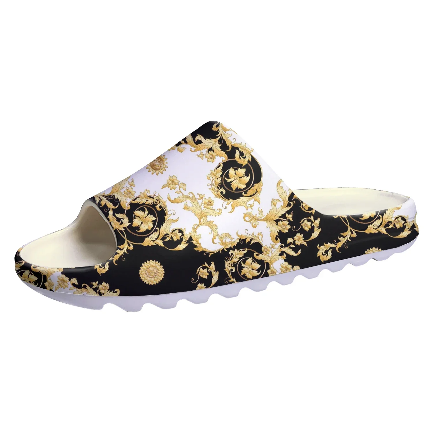 

Luxury Golden Floral Baroque Soft Sole Sllipers Home Clogs Customized Step On Water Shoes Mens Womens Teenager Step in Sandals