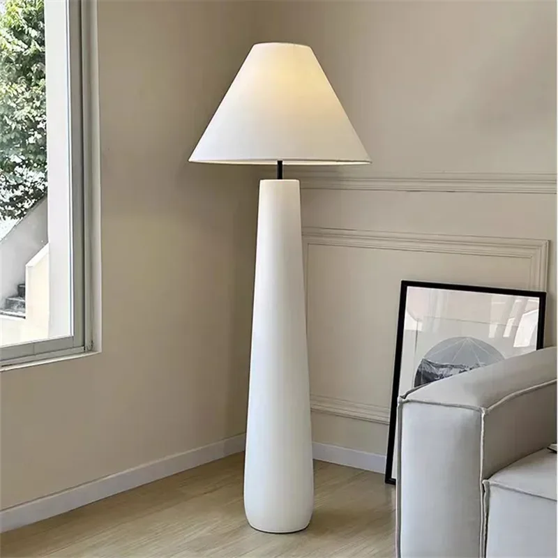 Tall Fabric Floor Lamp Wabi Sabi White Mushroom Standing Lamp Foyer Bedroom Designer Sofa Showroom Decorative Lamp