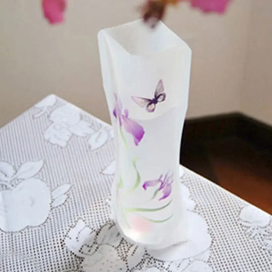 1PC Color Random PVC Folding Durable Flower Vase  Foldable Flower Vase For Home Wedding Party Decoration Easy to Store home vase