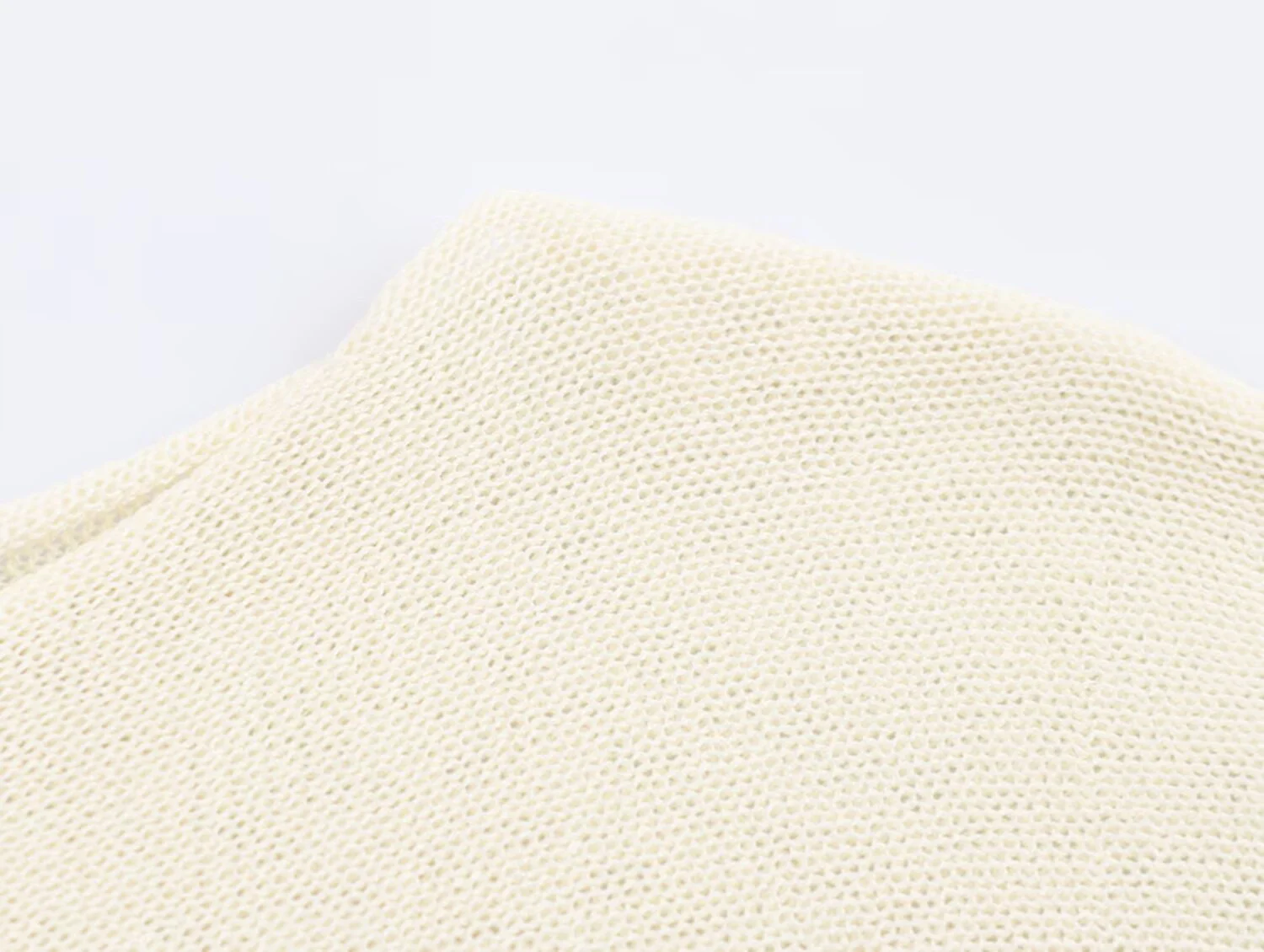 Nueva ropa de mujer de estilo europeo y americano en otoño de 2025, suéter de punto simple y versátil con aguja plana y un cuello