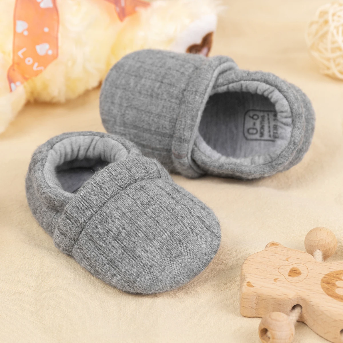 KIDSUN Baby Girls Boys Toddler First Walkers Shoes Booties Newborn Baby Crawling Shoes Warm Fluff Non-Slip Baby Crib Shoes