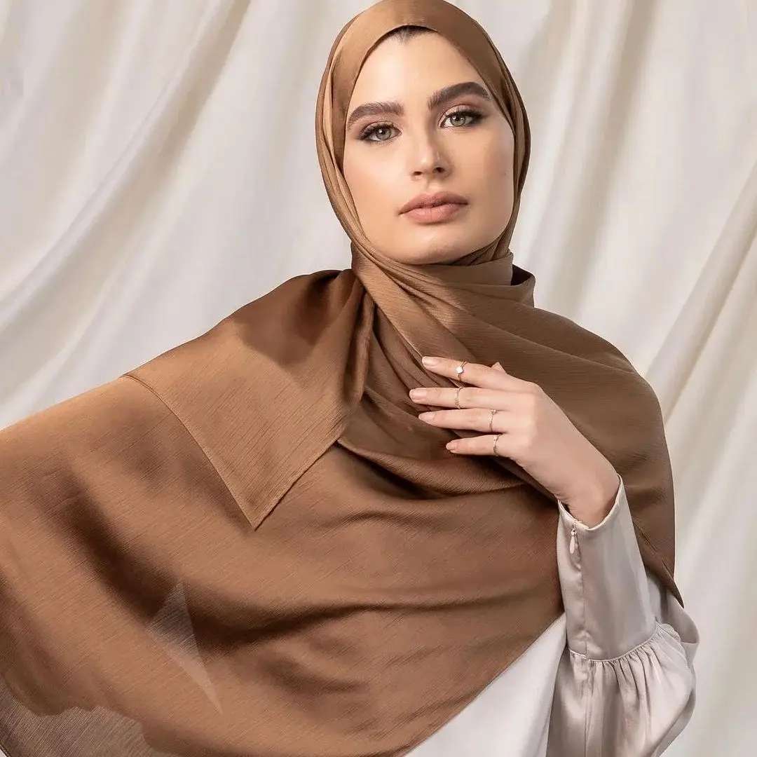 Moda plissado crinkle crepe cetim cachecol hijabs luxo feminino cabeça envolve xale simples de alta qualidade foulard cachecóis lenço