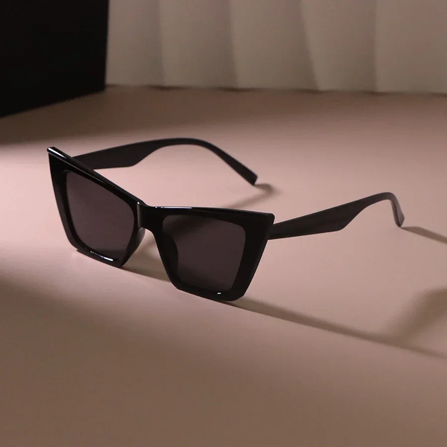 نظارات شمسية مربعة كلاسيكية للنساء بإطار بلاستيكي أنيق نظارات شمسية كلاسيكية للرجال نظارات أنيقة كبيرة الحجم