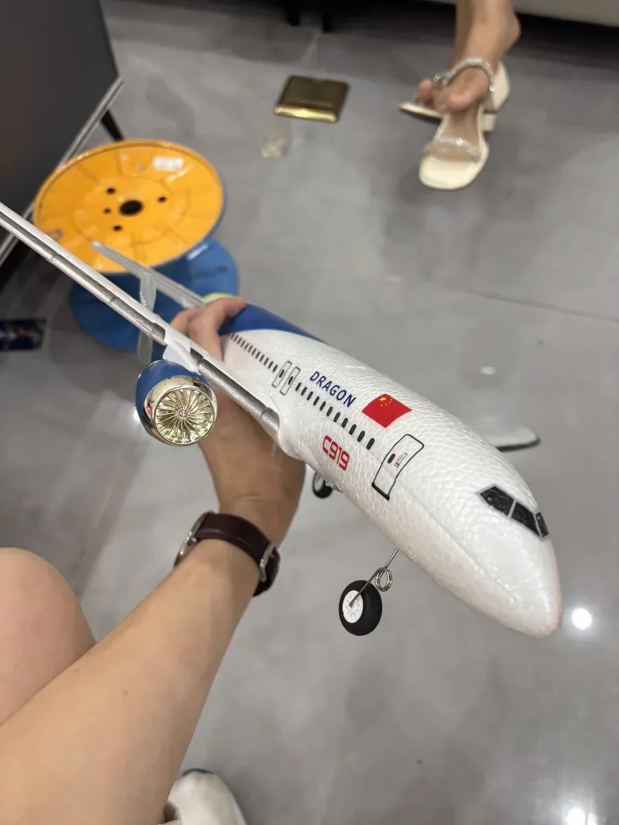 

Радиоуправляемый планер Boyin 787 Qf008 2,4g, электрический пульт дистанционного управления, трехканальный летательный аппарат с неподвижным крылом, модель пассажирского самолета, детская игрушка