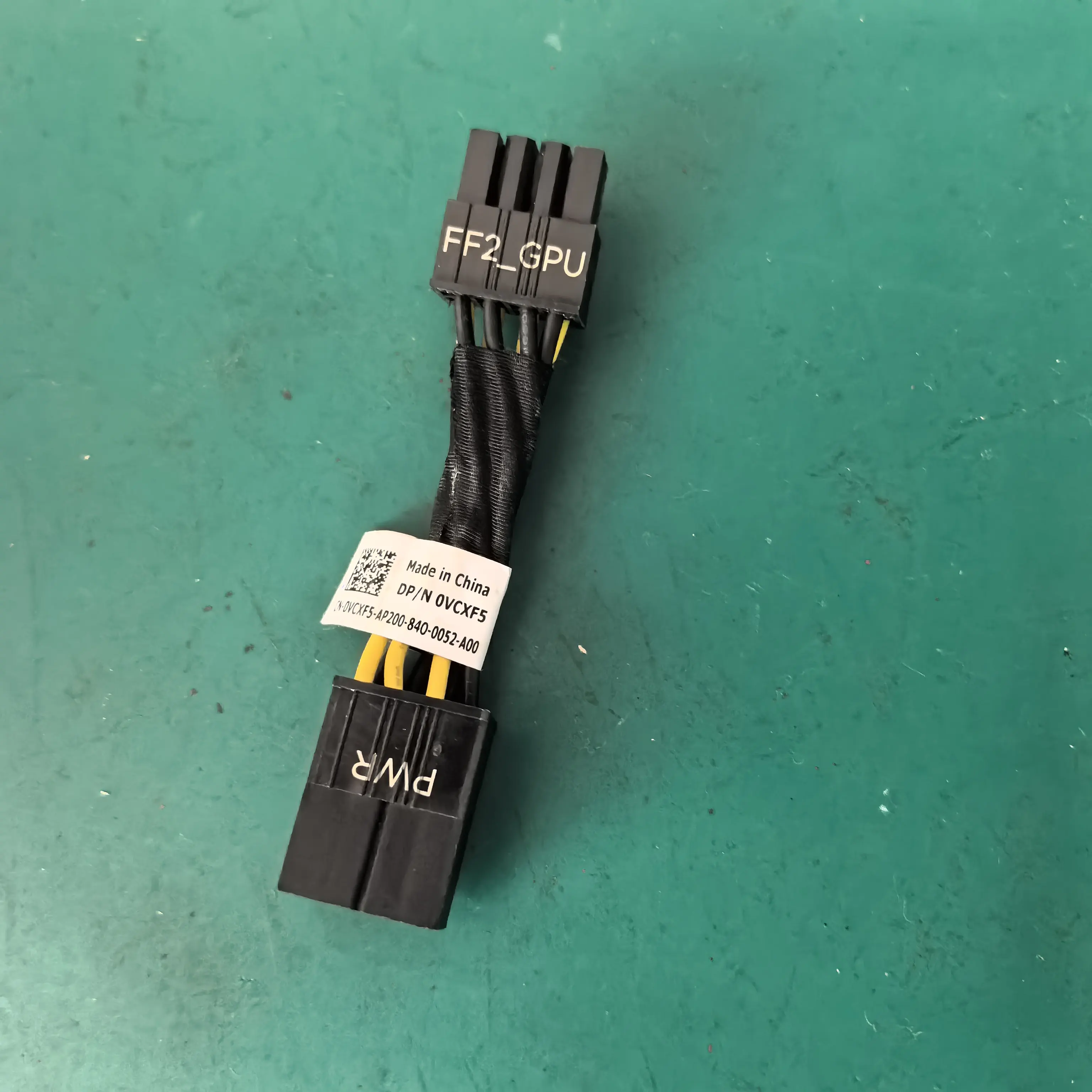 Câble d'alimentation GPU flambant neuf pour serveur Dell PowerEdge R940XA VCXF5 0VCXF5