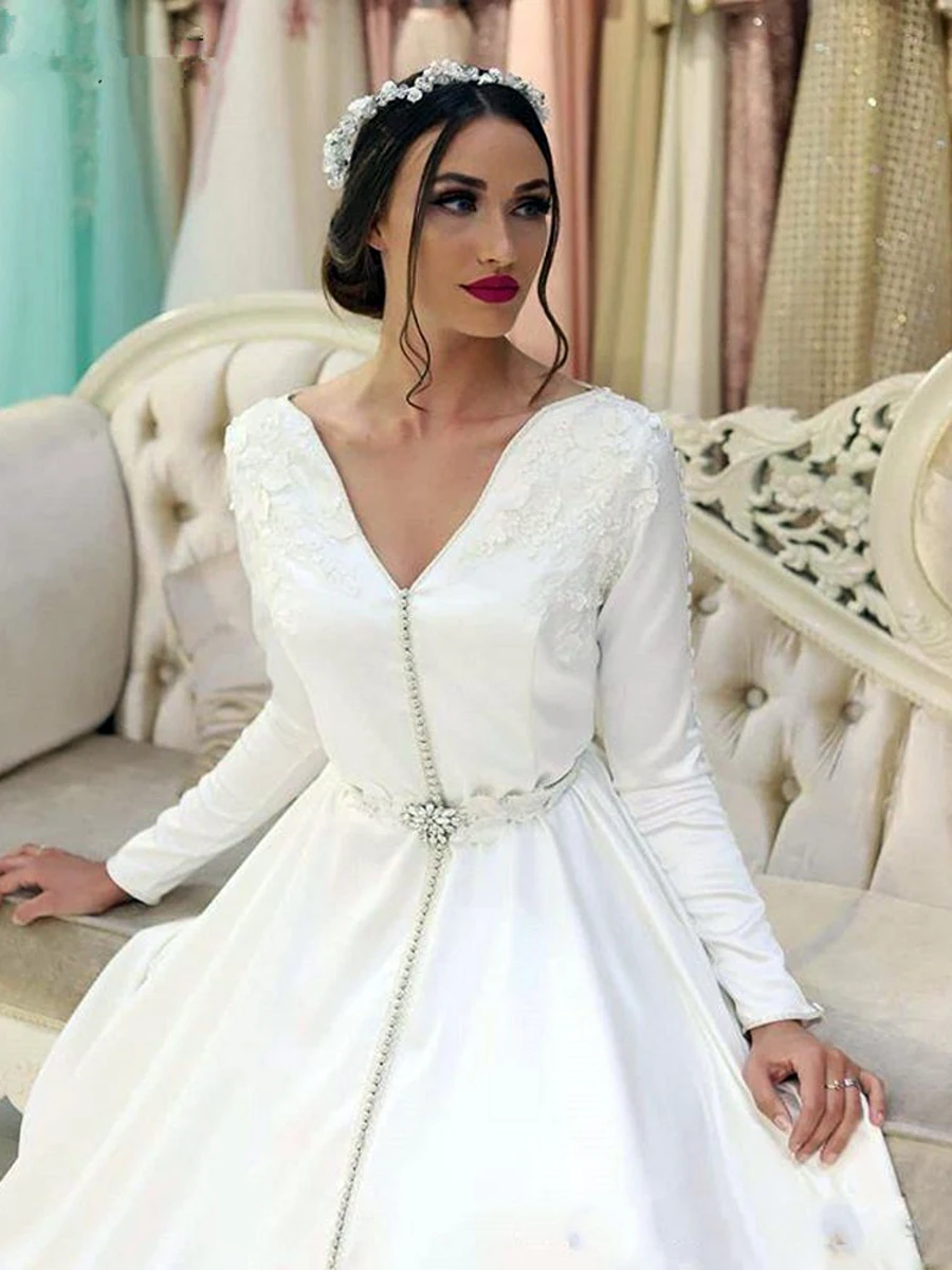 Beyaz Bindallı Modelleri: Düğün İçin En Şık ve Konforlu Seçim Mi?