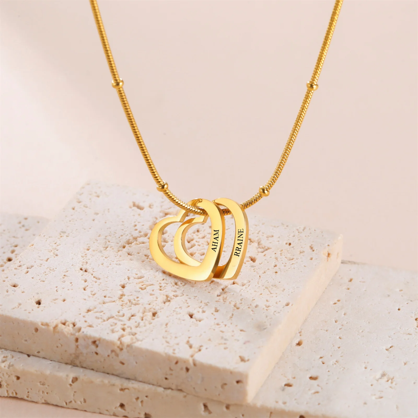Customized Name Date Love Necklace Stainless Steel Personalized Carving Name 1-4 Heart Shaped Love Necklace Couple Family Gift