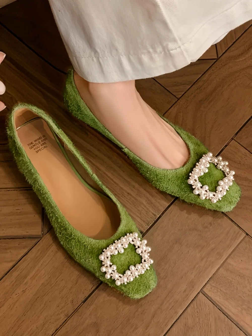 2025 ヴィンテージスタイルの女性のスクエアトゥスリッポンフラットスエードローブロックヒールメリージェーンパンプス春パールバックルコンフォートカジュアルシューズ