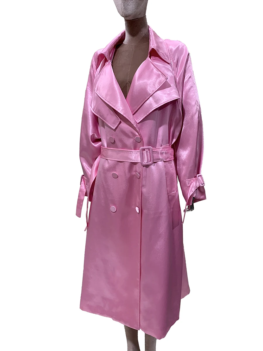 

Mauroicardi осенний длинный струящийся блестящий светоотражающий розовый плащ для женщин двубортный элегантный роскошный дизайн одежды мода