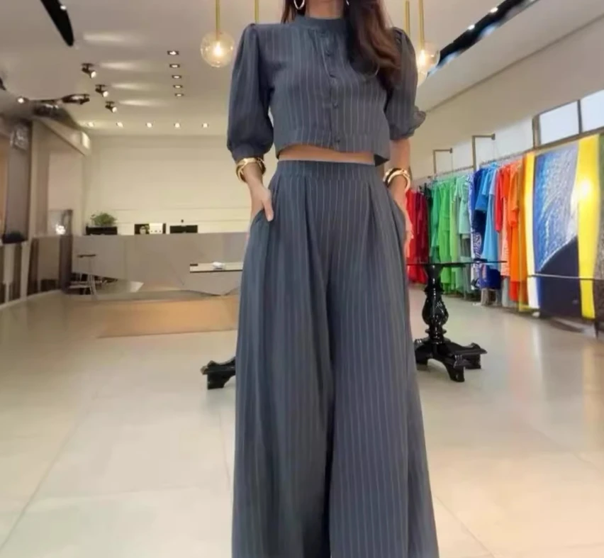 

2024 Summer Women's New Temperament Commuting Two Piece Set Fashion Stripe Printed Open Navel Top High Waist Wide Leg Pants Set