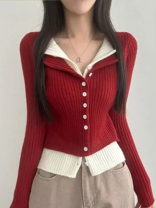 

2025 Women's Korean Sle Knitted Long Sve V-Ne Single Button Plaet Slim Fit Faionable Design Sense Fake Two-Piece Design