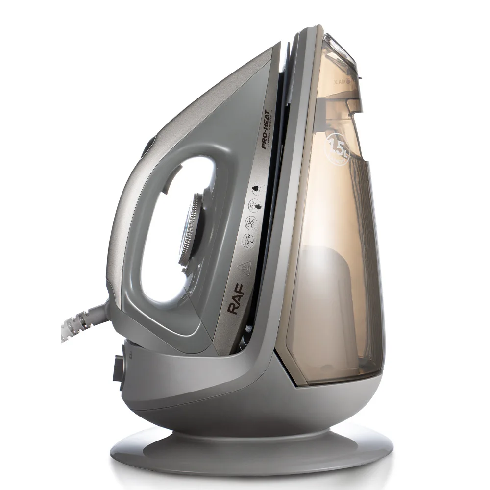 Electric Portable Iron Ceramic Baseplate Steam Iron 2200W High-Power 1.5L Household Iron for Clothes Ironing Machine