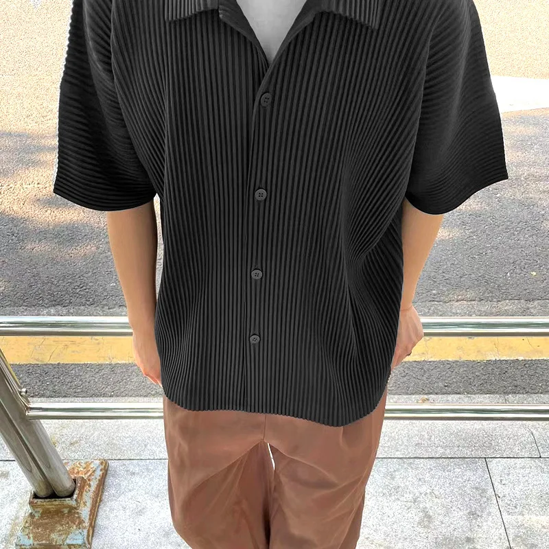 2025 New Top Quality ISSEYS MIYAKES Japan Pleated Short Sleeve Shirt Pressed Pleat Draped Feeling Lapel Loose Casual Jacket Mens