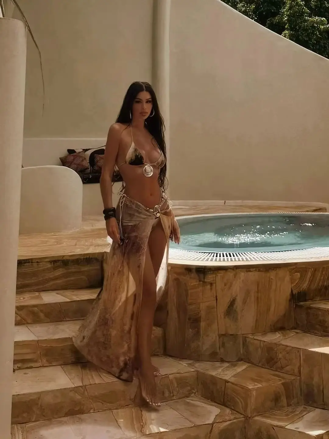 Ashleigh Banfield In Bikini - AliExpress, image size:1080x1440