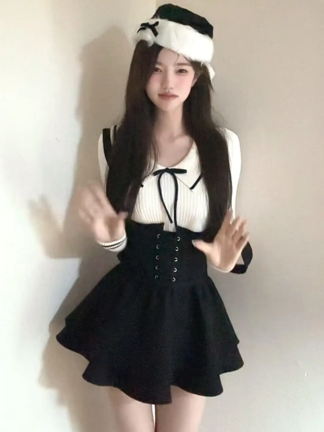 

Unique Small Size Knitted Sweater Strap Dr Two-Piece Set Spring 2026 Comfortable High Waist ort Skirt Faion Ensemble