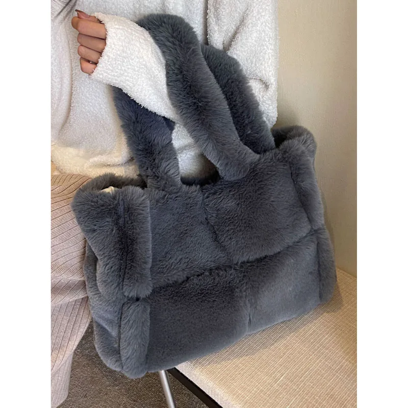 

Large Capacity Fluffy Tote Bag Fashion High-Grade Sense Korean Version Winter New Texture Handbag Cute Commute Underarm Pack