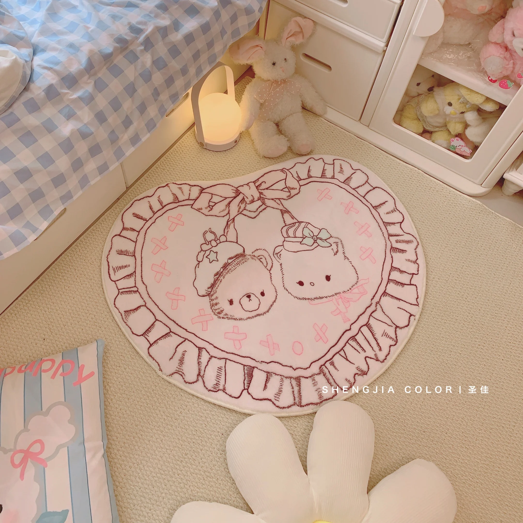 VIKAMA Pink Cartoon Cute Bedroom Heart-Shaped Bedside Rug Imitation Cashmere Cream Style Room Foot Mat Home Decor