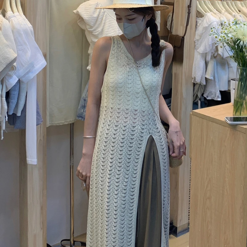 New Fashion Knitted Hollow Women's Dress Elegant Sleeveless Split Neck Beach Dress Fashion Women's Clothing