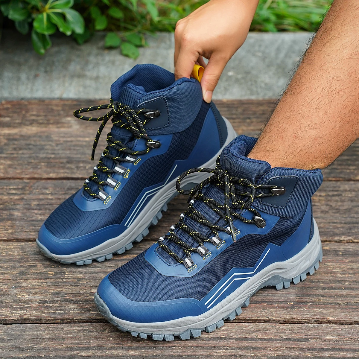 

Aguorrl New Arrival Mens Hiking Shoes Breathable Lace Up Trekking Male Cushioning Outdoor Climbing Tourism Sneakers for Men