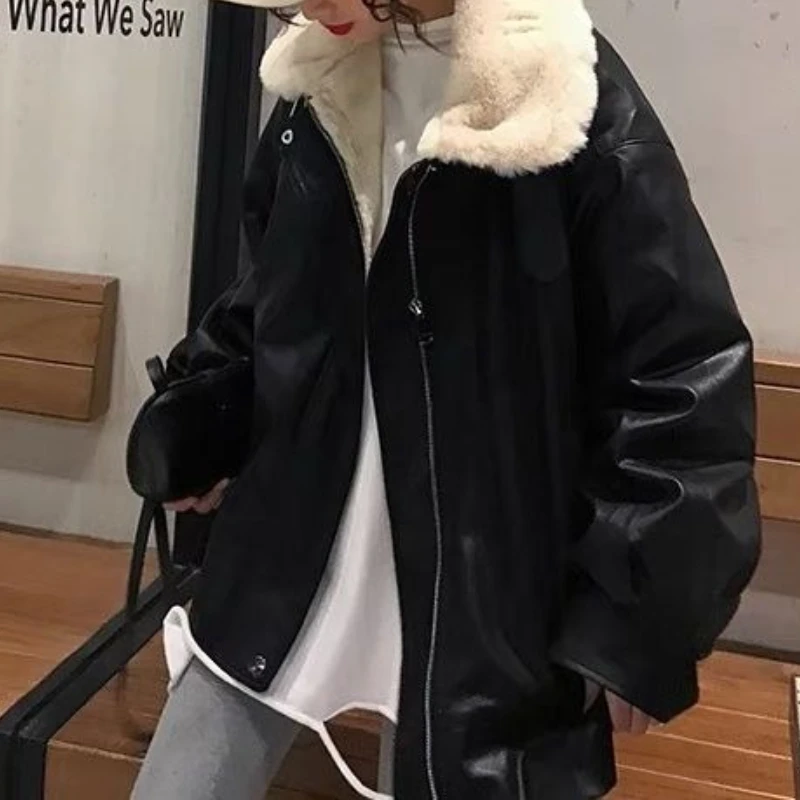 

Leather jacket women's fleece thickened autumn and winter new loose casual locomotive clothing