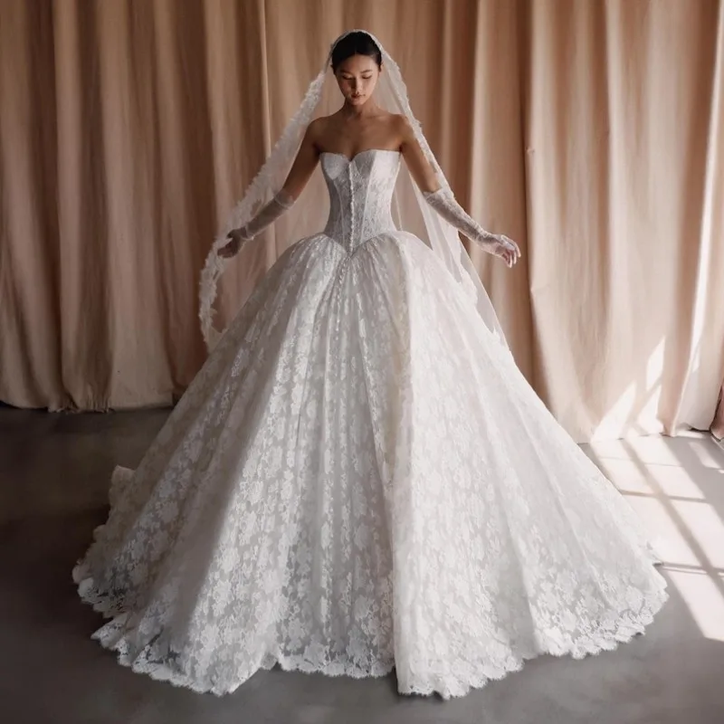

Custom Luxury Strapless Lace Buttoned Ball Gown Wedding Dress 2026 Cathedral Train Bridal Gown Plus Size Vestido De Novia